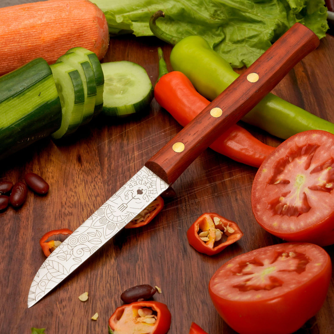 Gemüsemesser Zöppken mit Holzgriff, rostfreie Klinge, ideal zum Schneiden von Gemüse und Obst.
