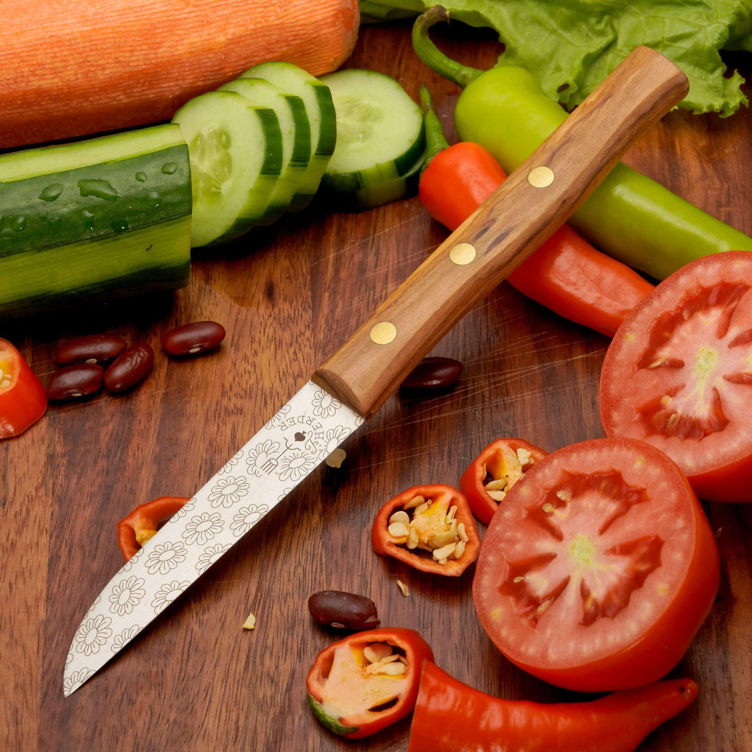 Gemüsemesser Zöppken Style aus Solingen mit Holzgriff, ideal zum Schneiden von Gemüse und Obst.