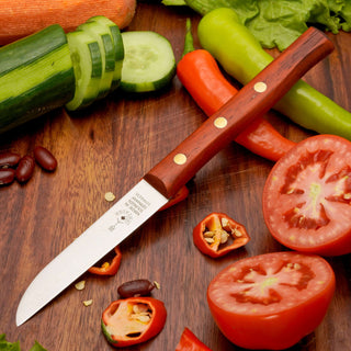 Gemüsemesser Zöppken Style mit Holzgriff, ideal für präzises Schneiden von Gemüse und Obst.